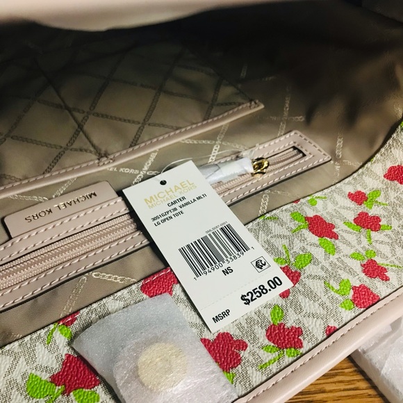 Michael Kors Tote (Authentic) - Picture 11 of 15